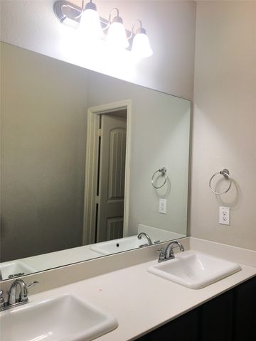 9410 Smoke Tree Drive, Forney, TX 75126