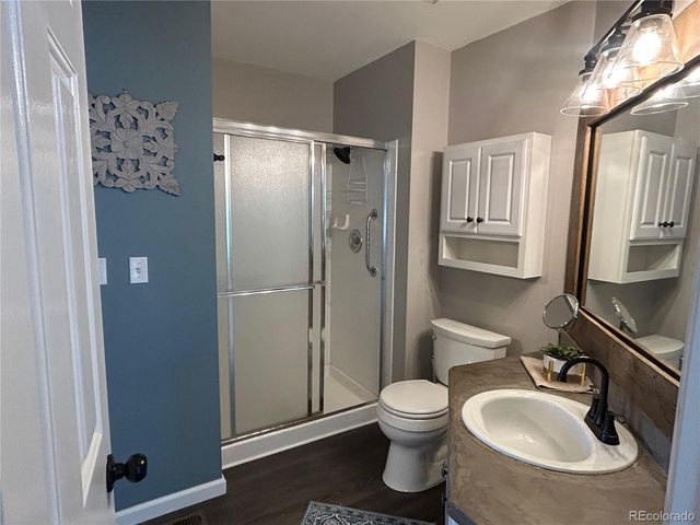 2125 S Troy Way, Aurora, CO 80014