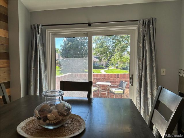 2125 S Troy Way, Aurora, CO 80014