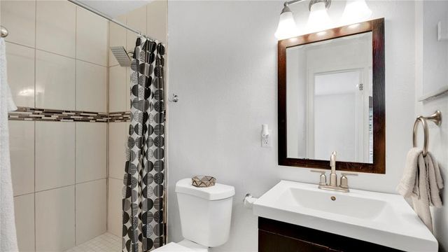 5410 S PINE HILL CIRCLE, Orlando, FL 32808