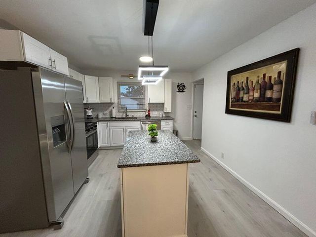 1548 Wilson Avenue, Columbus, OH 43207