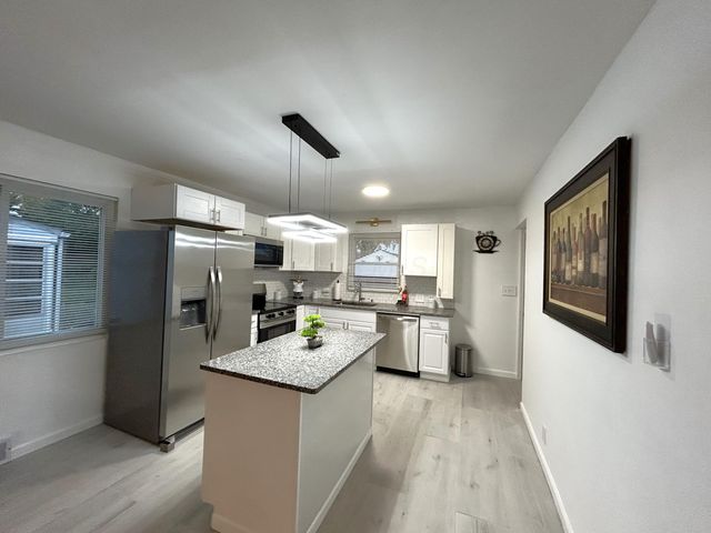 1548 Wilson Avenue, Columbus, OH 43207