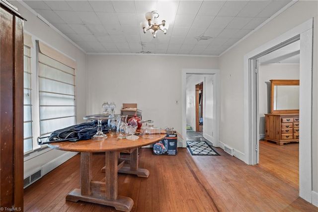 313 King Street, King, NC 27021