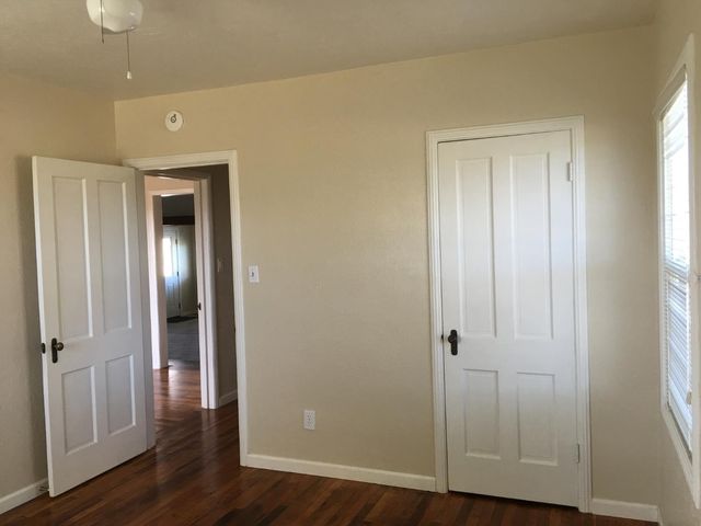 1237 W Keyes Rd, Modesto, CA 95358