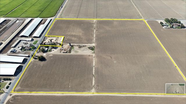 1237 W Keyes Rd, Modesto, CA 95358