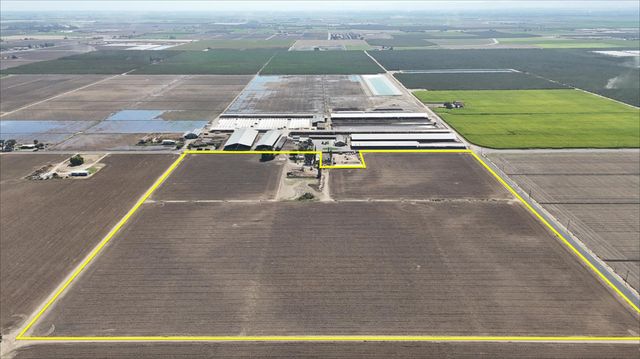 1237 W Keyes Rd, Modesto, CA 95358