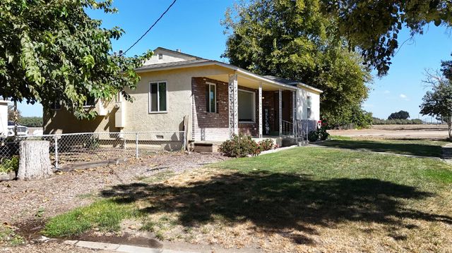 1237 W Keyes Rd, Modesto, CA 95358
