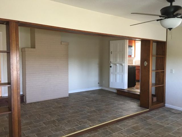 1237 W Keyes Rd, Modesto, CA 95358