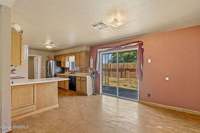 1950 Amy Place, Las Cruces, NM 88005