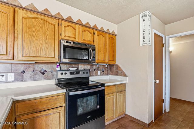 1950 Amy Place, Las Cruces, NM 88005