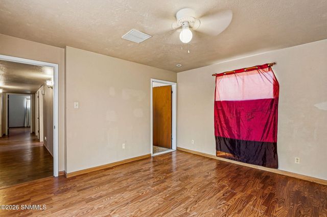 1950 Amy Place, Las Cruces, NM 88005