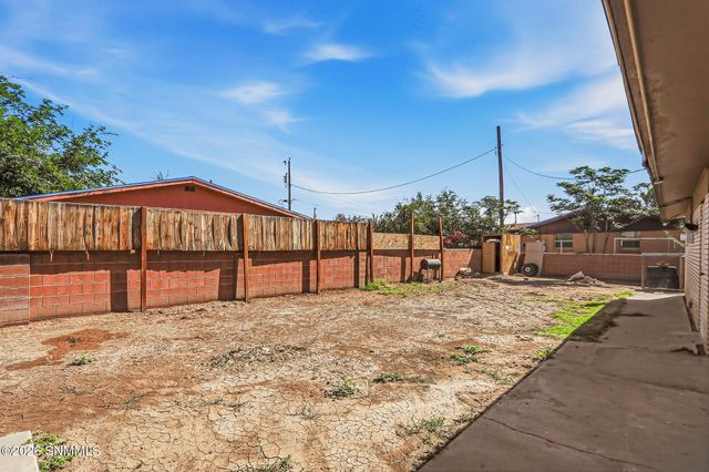 1950 Amy Place, Las Cruces, NM 88005