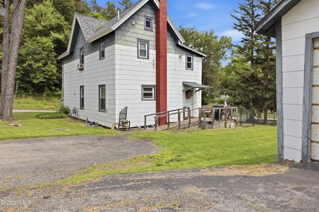 101 Knowlton Road, Fonda, NY 12068