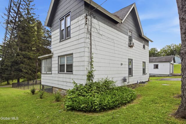 101 Knowlton Road, Fonda, NY 12068