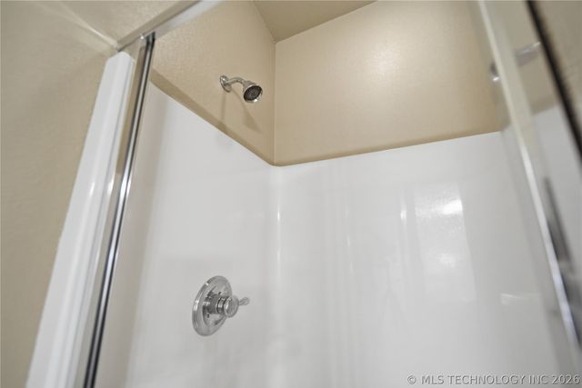 5010 W Birmingham Place, Broken Arrow, OK 74011