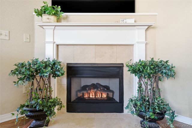 5010 W Birmingham Place, Broken Arrow, OK 74011