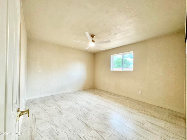 1136 MEADOWS Drive, Sierra Vista, AZ 85635