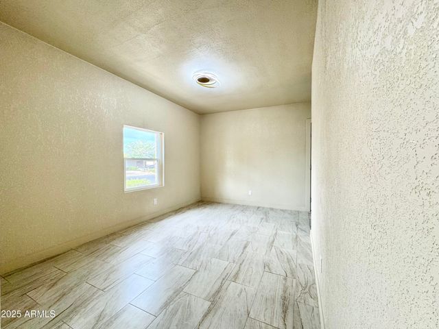 1136 MEADOWS Drive, Sierra Vista, AZ 85635