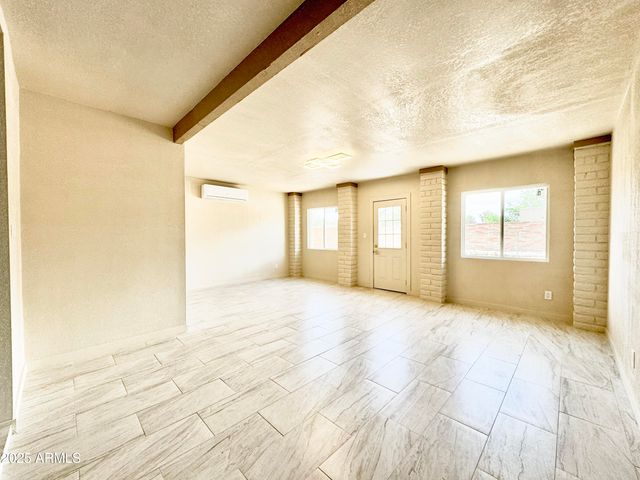 1136 MEADOWS Drive, Sierra Vista, AZ 85635