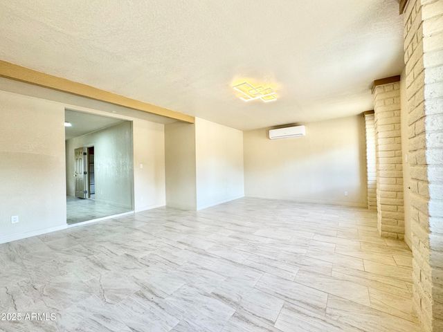 1136 MEADOWS Drive, Sierra Vista, AZ 85635