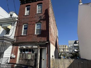 123 WEST ST N, Shenandoah, PA 17976