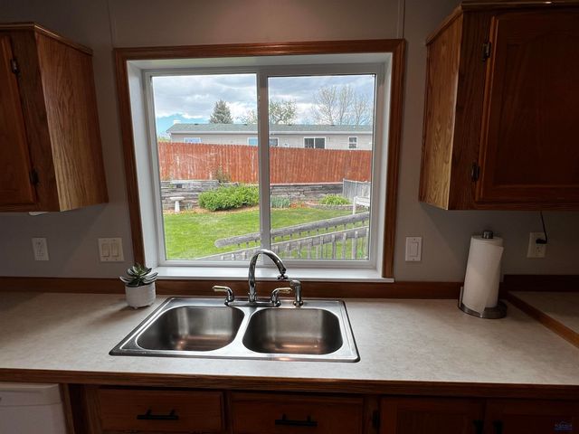 5400 WINDMERE WAY, Rapid City, SD 57703