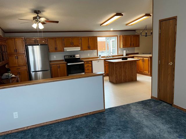 5400 WINDMERE WAY, Rapid City, SD 57703