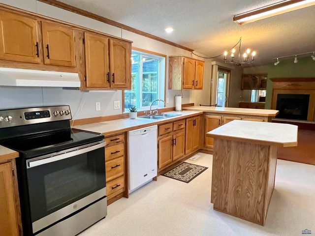 5400 WINDMERE WAY, Rapid City, SD 57703