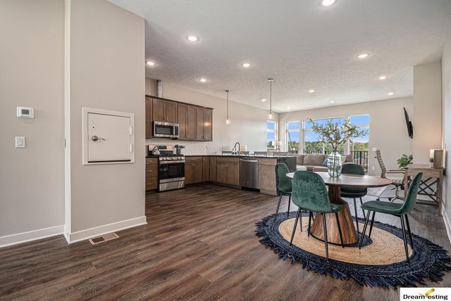 636 N 46th Street, Omaha, NE 68132