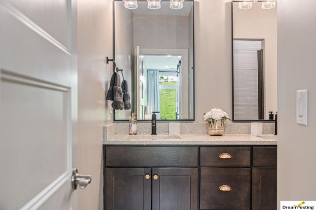 636 N 46th Street, Omaha, NE 68132