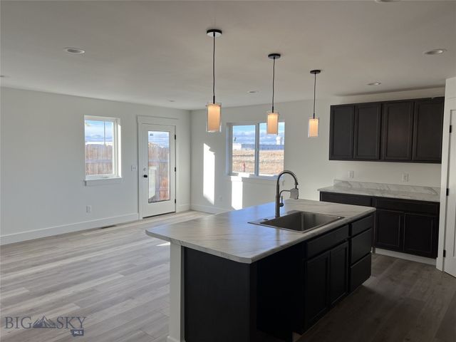 500 Edgar Street A, Belgrade, MT 59714