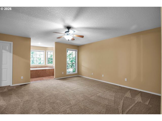 14300 SHERBROOK Pl, Lake Oswego, OR 97035