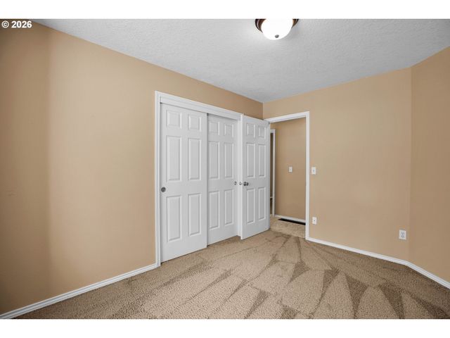 14300 SHERBROOK Pl, Lake Oswego, OR 97035