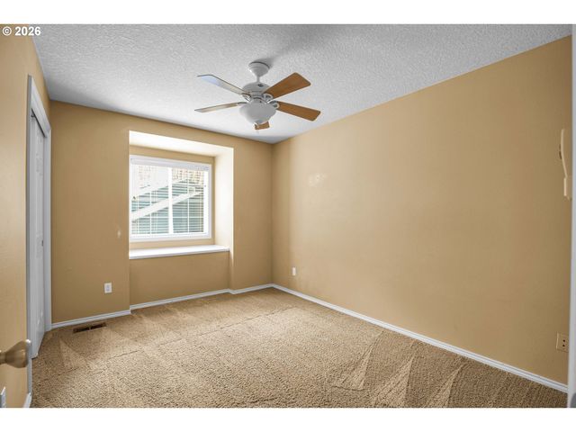 14300 SHERBROOK Pl, Lake Oswego, OR 97035