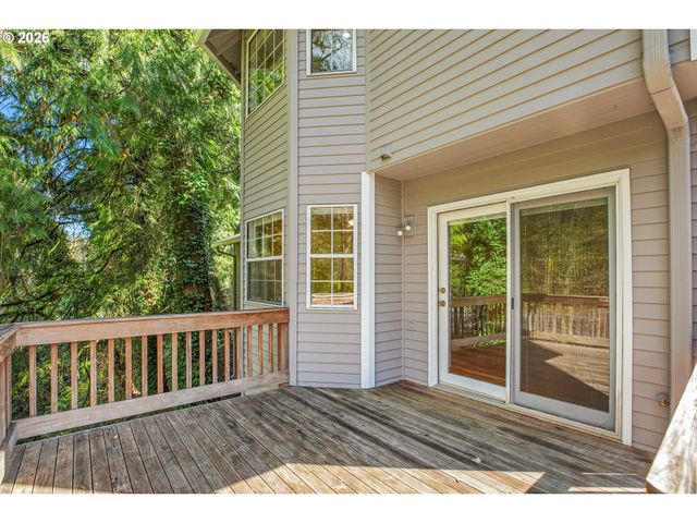 14300 SHERBROOK Pl, Lake Oswego, OR 97035