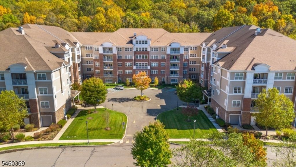 1118 Warrens Way, Wanaque Boro, NJ 07465