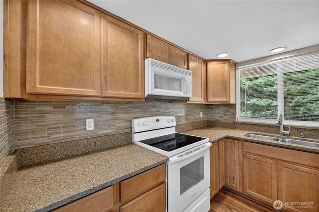 4017 107th Place NE, Marysville, WA 98271
