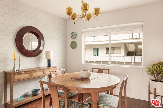 4343 Finley Avenue 28, Los Angeles, CA 90027