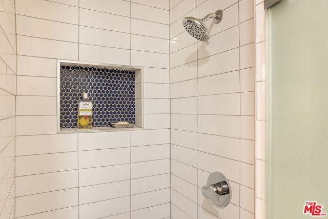 4343 Finley Avenue 28, Los Angeles, CA 90027