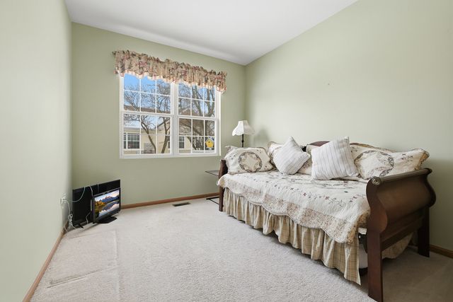 11676 River Terrace, Huntley, IL 60142