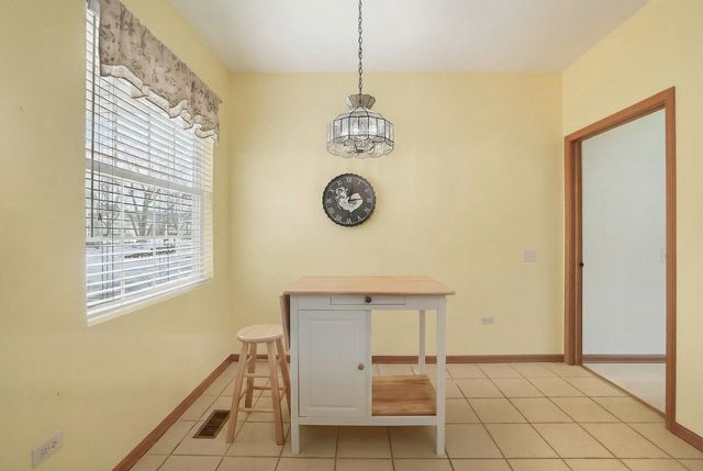 11676 River Terrace, Huntley, IL 60142