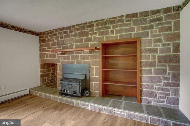 3501 COLONIAL RD, Dover, PA 17315