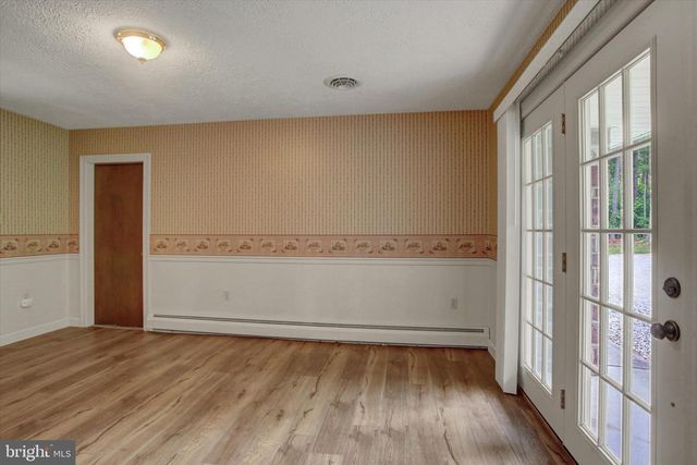 3501 COLONIAL RD, Dover, PA 17315