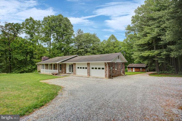 3501 COLONIAL RD, Dover, PA 17315