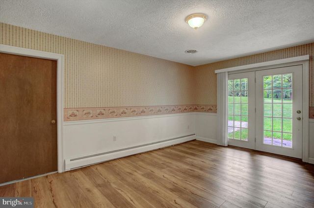 3501 COLONIAL RD, Dover, PA 17315