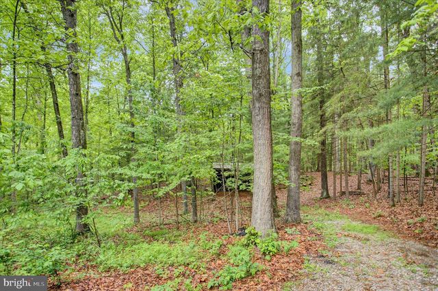 3501 COLONIAL RD, Dover, PA 17315