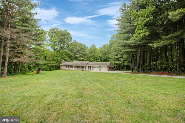 3501 COLONIAL RD, Dover, PA 17315