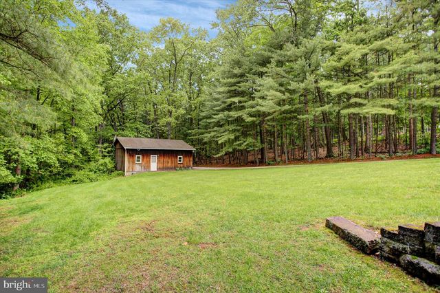 3501 COLONIAL RD, Dover, PA 17315