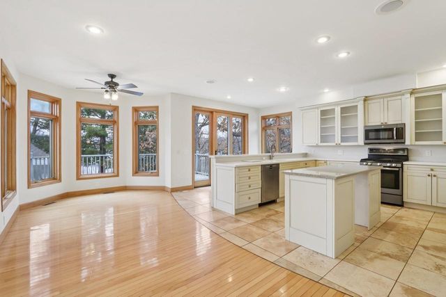 N4371 County Road V, Poynette, WI 53955