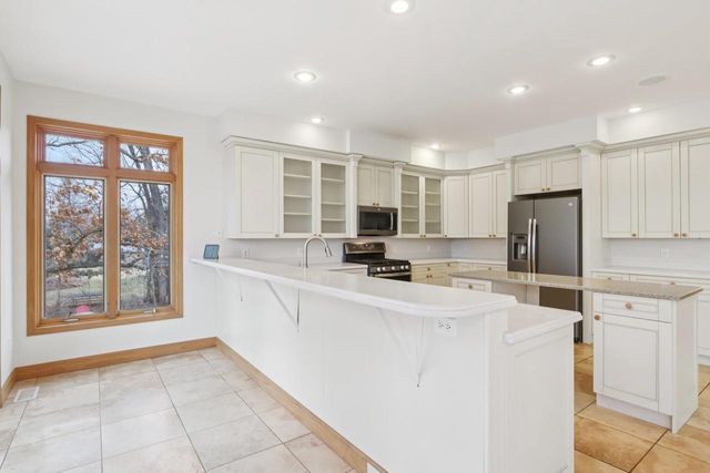 N4371 County Road V, Poynette, WI 53955